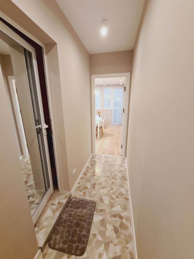 Brand New Luxury Flat In The City Center Varna Bagian luar foto